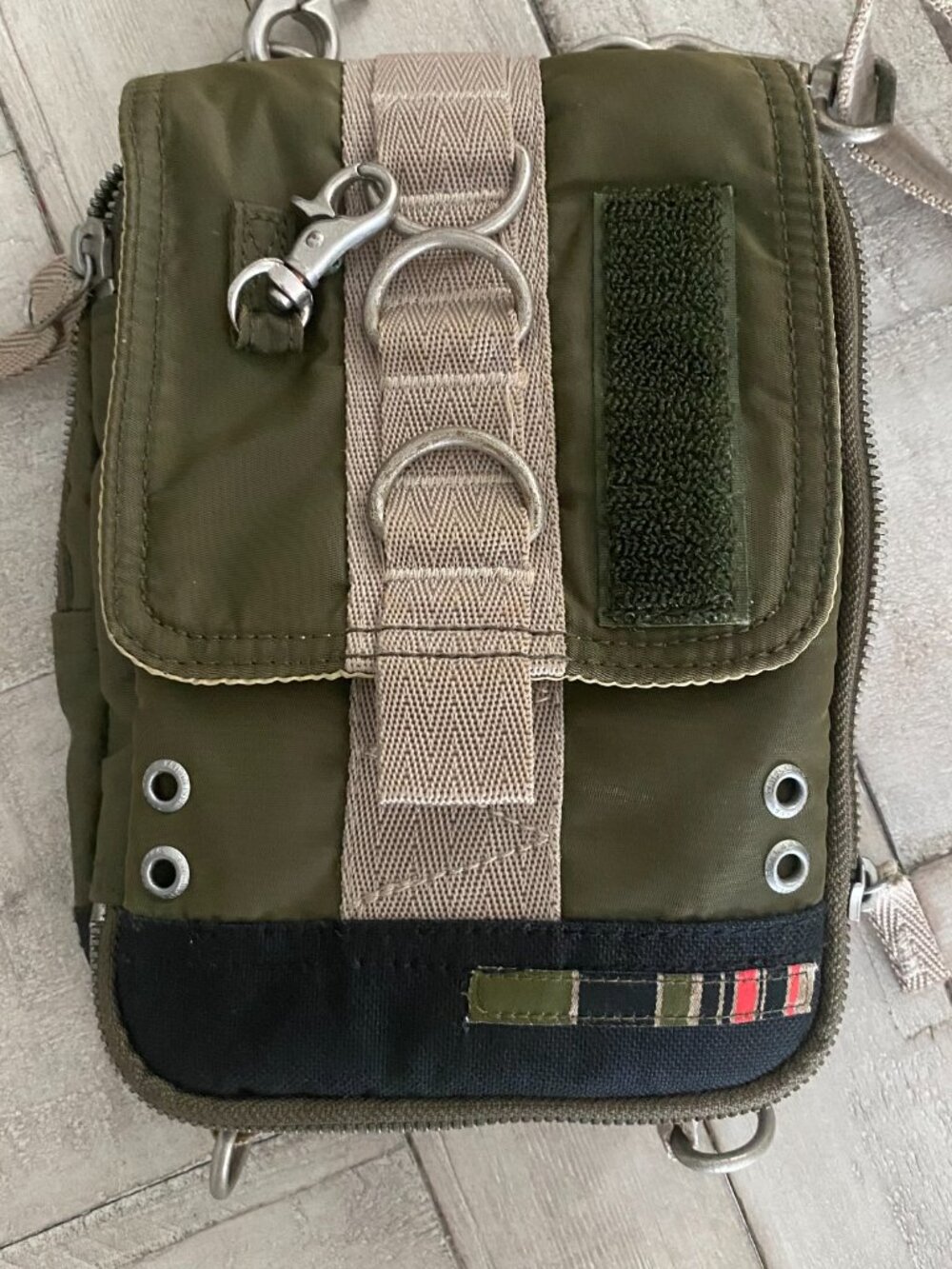 Olive Green Multi Pockets Shoulder Bag/ Crossbody Adjustable Strap Sling Bag